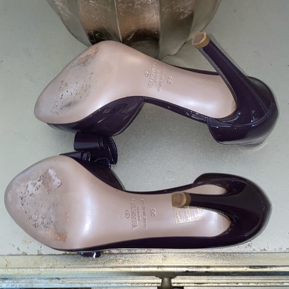 Valentino d'Orsay Patent Leather Bow Pump - Picture 7 of 9
